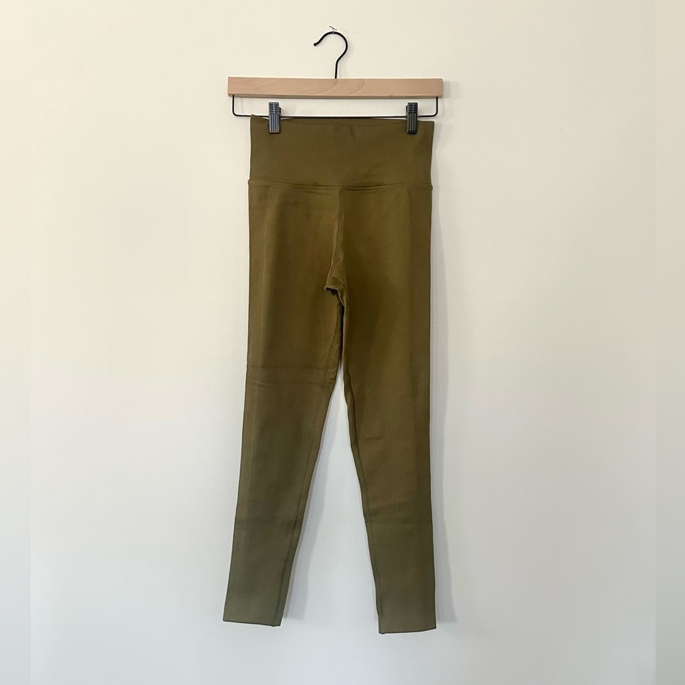 Athleta Aurora Seamless Tight in Acacia Olive Size Small - Picture 7 of 12